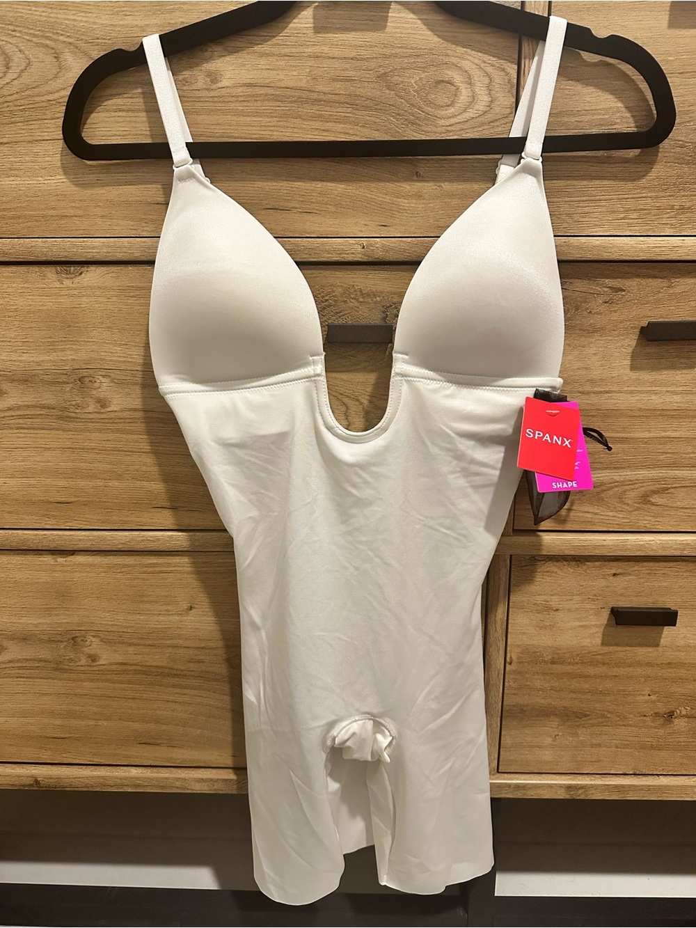 Spanx SUIT YOUR FANCY Plunge Low-Back Mid-Thigh Bodysuit in Champagne Beige NWT